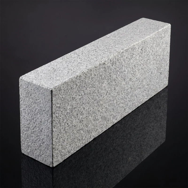 Бордюр из гранита G633 «Padang Grey»
