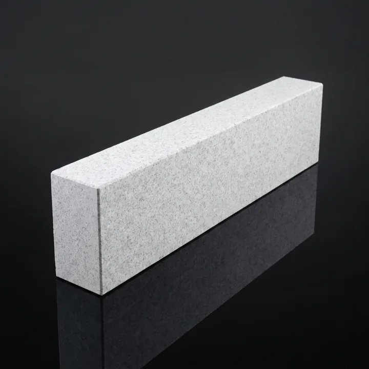 Бордюр из гранита G614 «Oriental White»